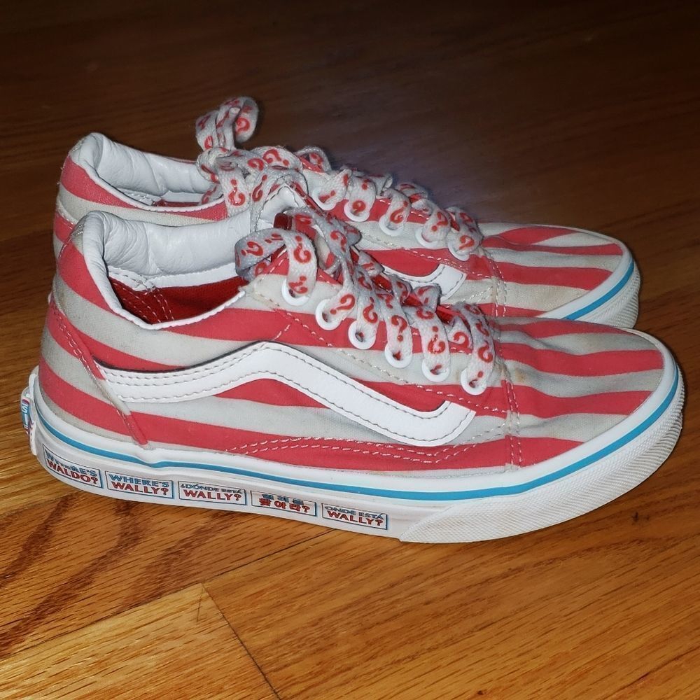 Vans where's Waldo Sneakers